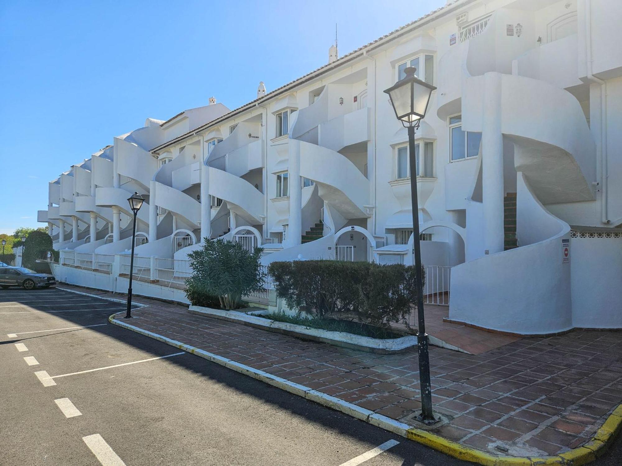 One Bedroom Apartment In Jardines De Calahonda MIJAS COSTA Exterior photo