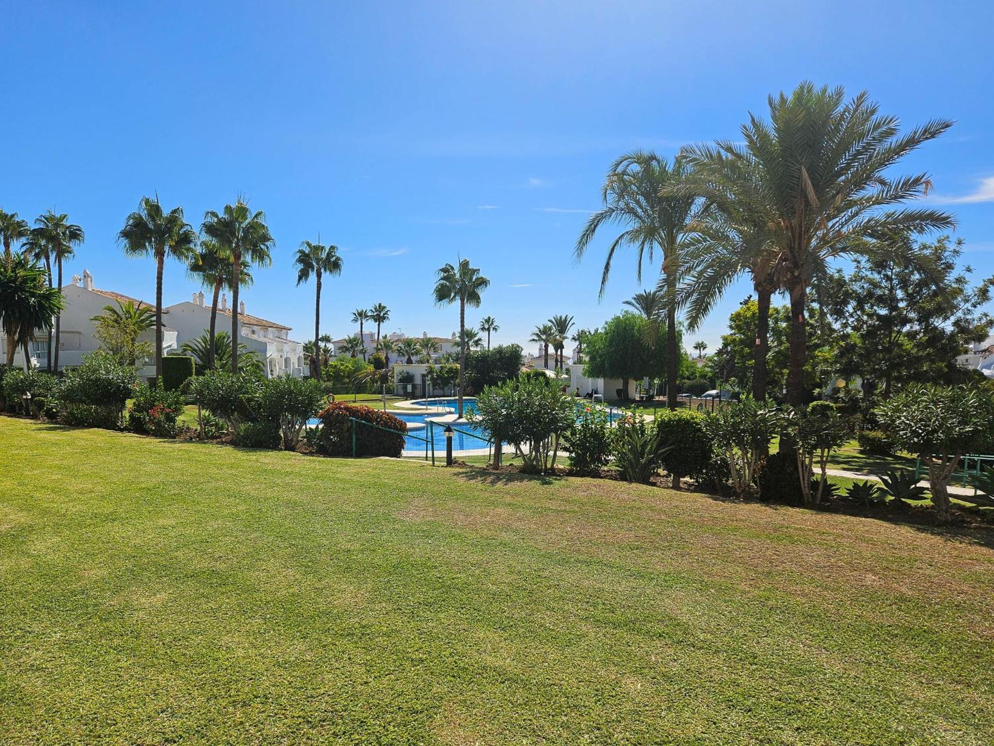 One Bedroom Apartment In Jardines De Calahonda MIJAS COSTA Exterior photo